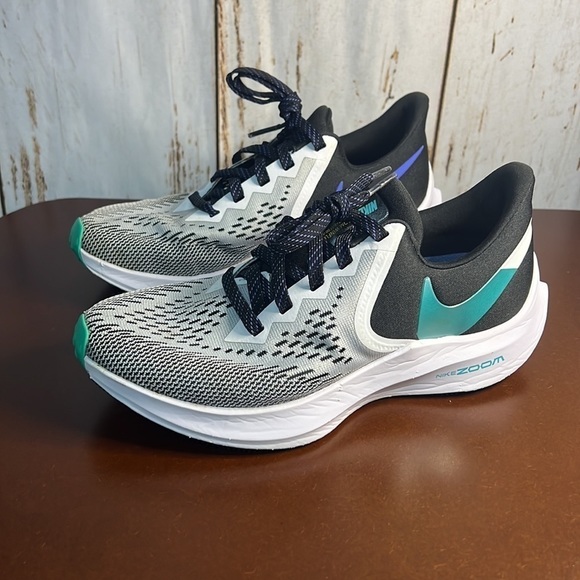 Nike Shoes - Nike Zoom Winflo 6 Running Shoes
